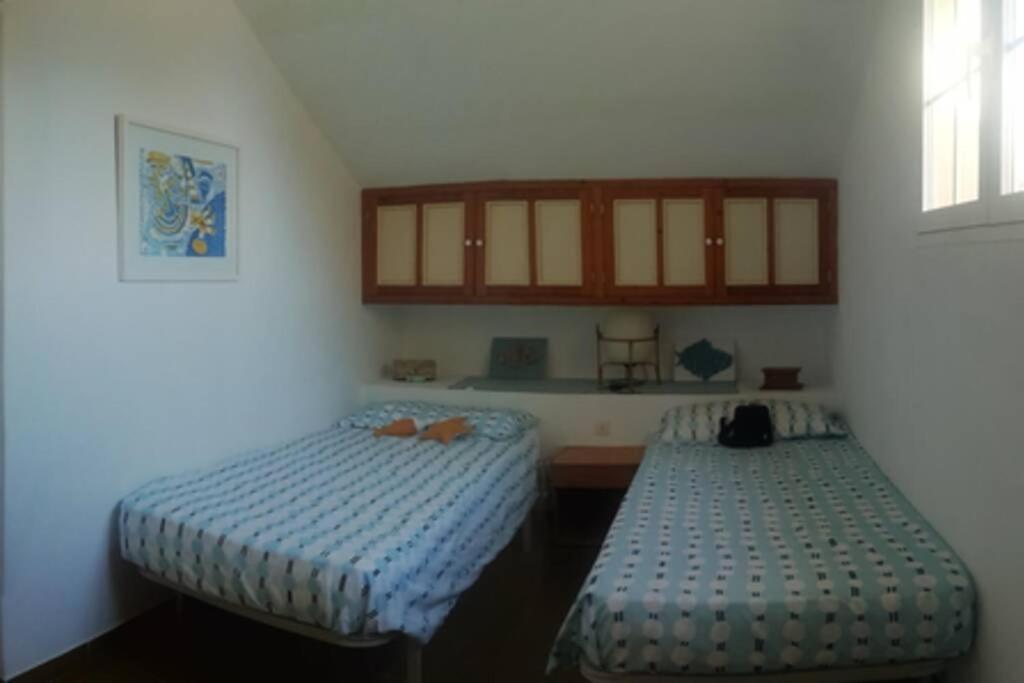 La Miranda Villa Cala de Sant Vicenc Buitenkant foto