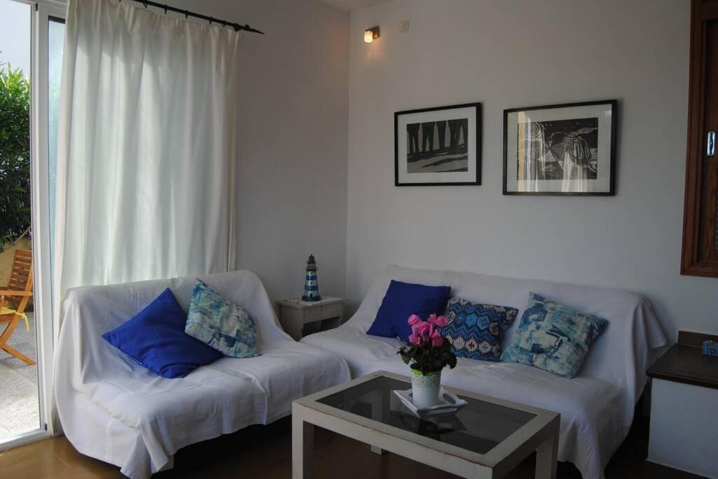 La Miranda Villa Cala de Sant Vicenc Buitenkant foto