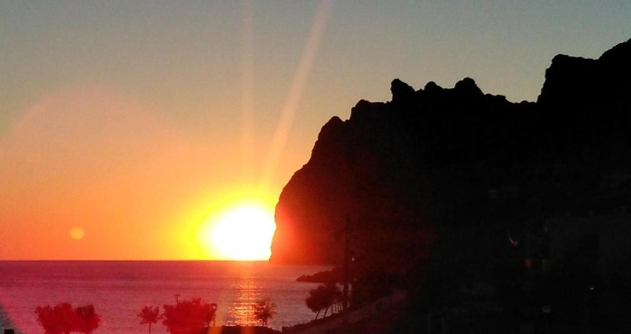 La Miranda Villa Cala de Sant Vicenc Buitenkant foto